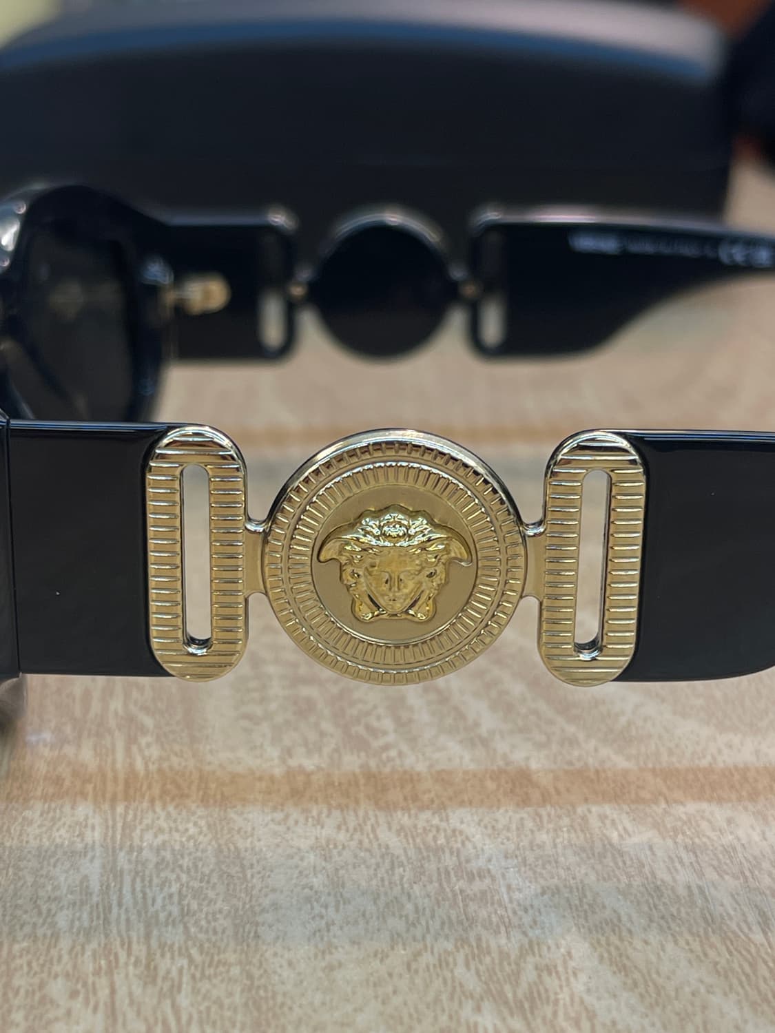 베르사체 메두사 선글라스 블랙 상품이미지5