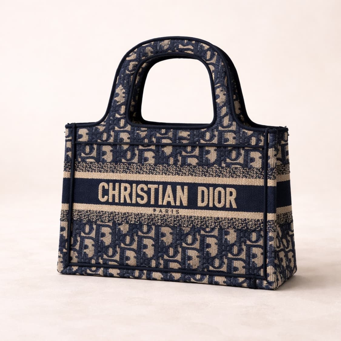 [S급] 디올 북 토트백 미니 판매합니다!!! 상품이미지1