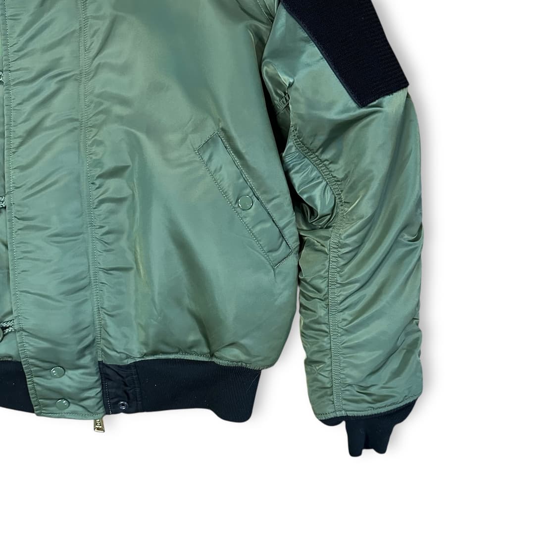 알파인더스트리 x 헬리녹스 n2b 항공점퍼 상품이미지3