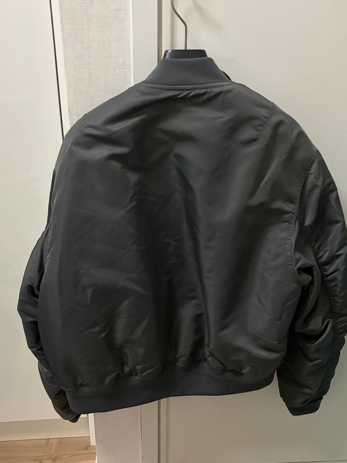 (L, 다크 그레이) 무탠다드 쇼트 MA-1 보머 재킷 상품이미지4