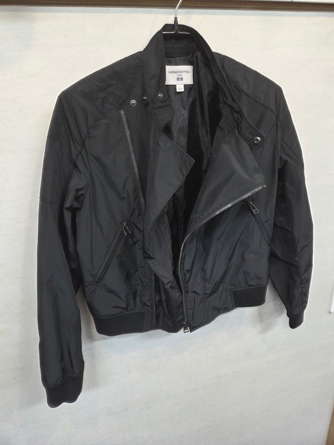 유니클로 카린로이펠드 여성 방풍 라이더자켓 m 상품이미지5