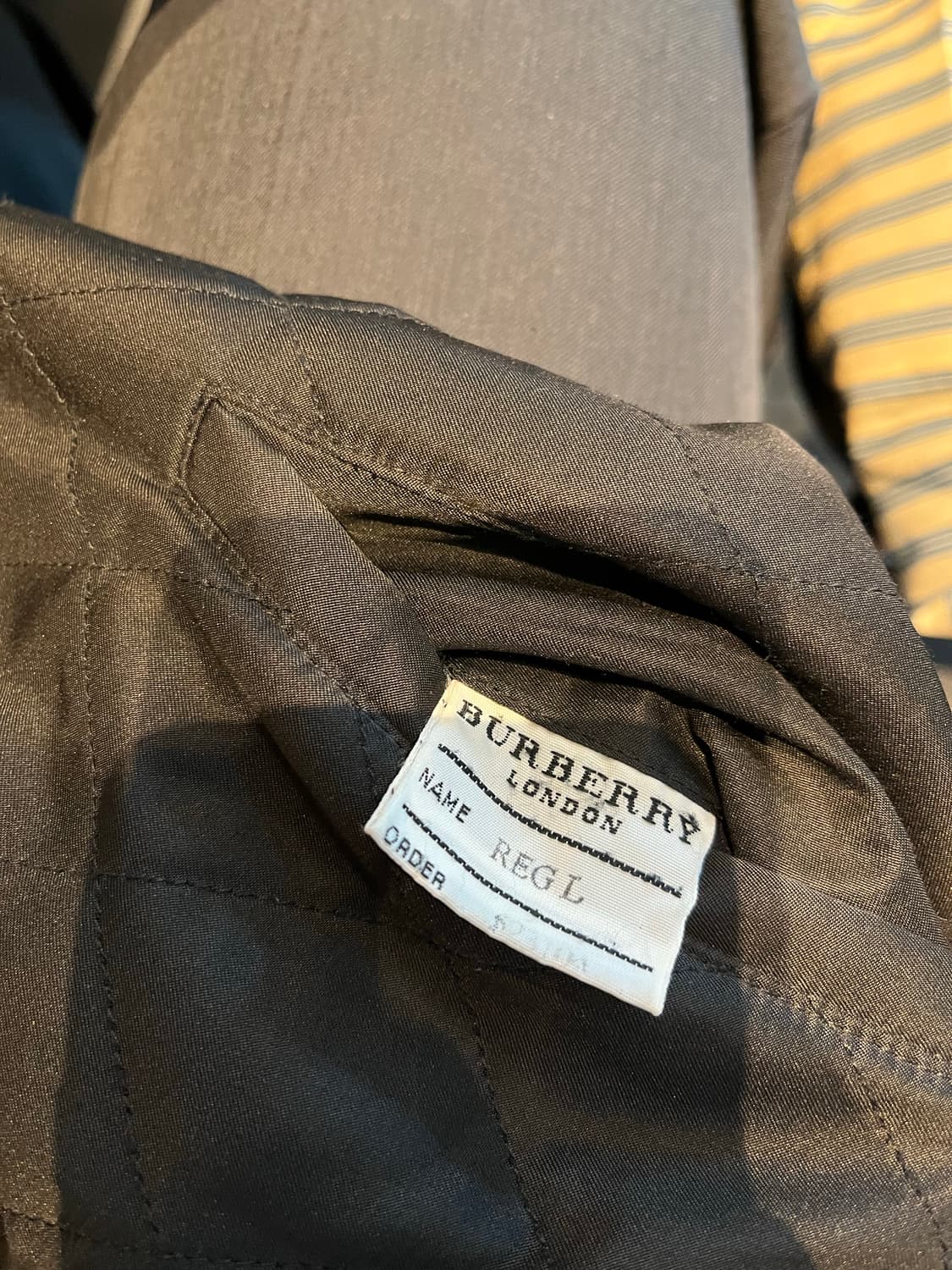 버버리 퀼팅 자켓  상품이미지2