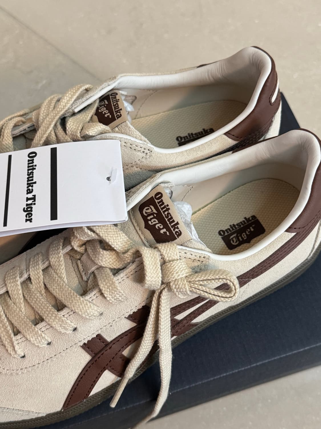 오니츠카타이거 토쿠텐 베이지 브라운 상품이미지3