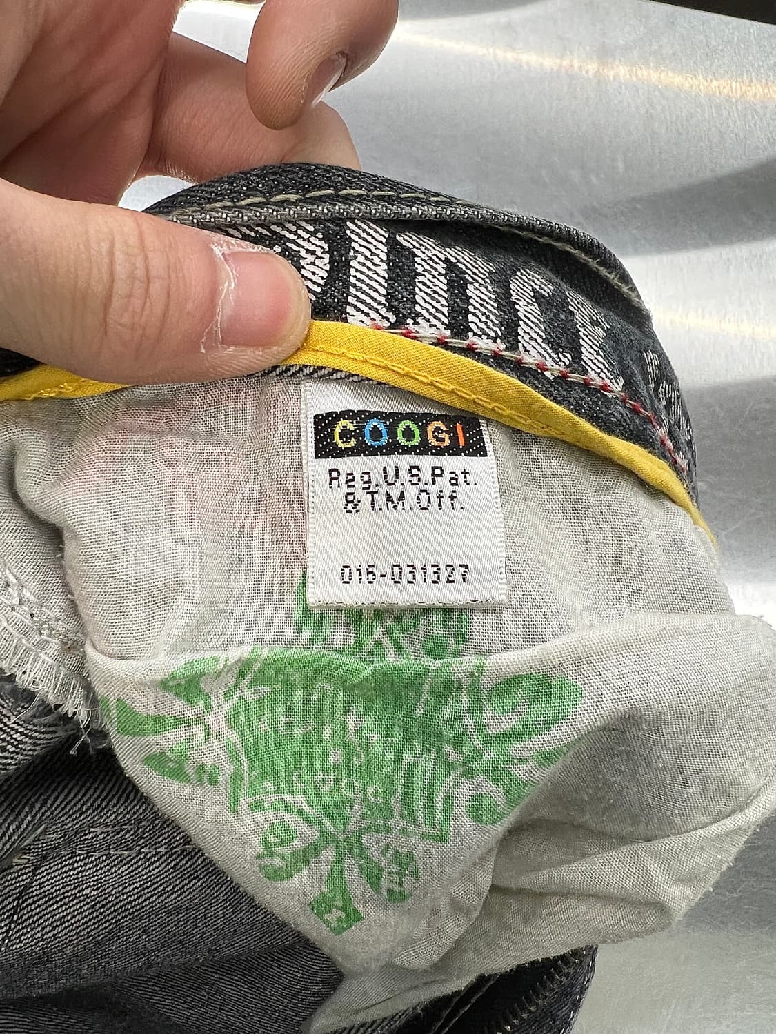 쿠지 오리엔탈 자수 디스트레스드 가먼트 워시 데님 팬츠 상품이미지8