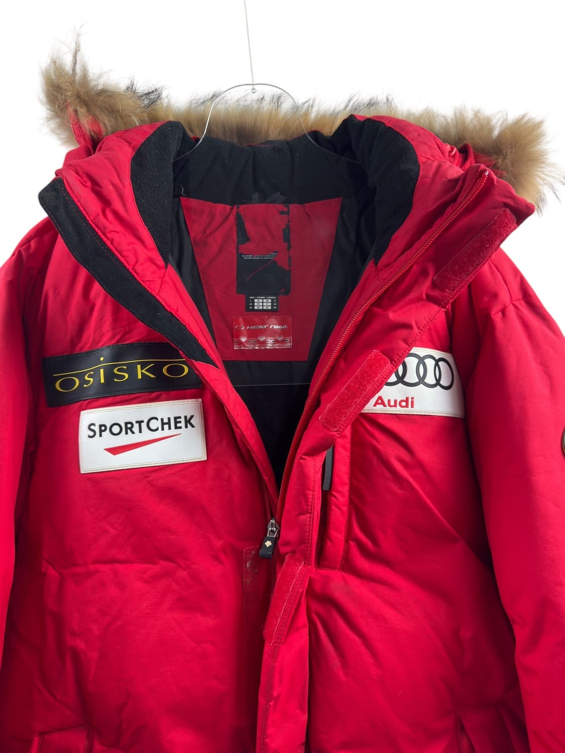 데상트 아우디 레드 패딩1500 상품이미지3