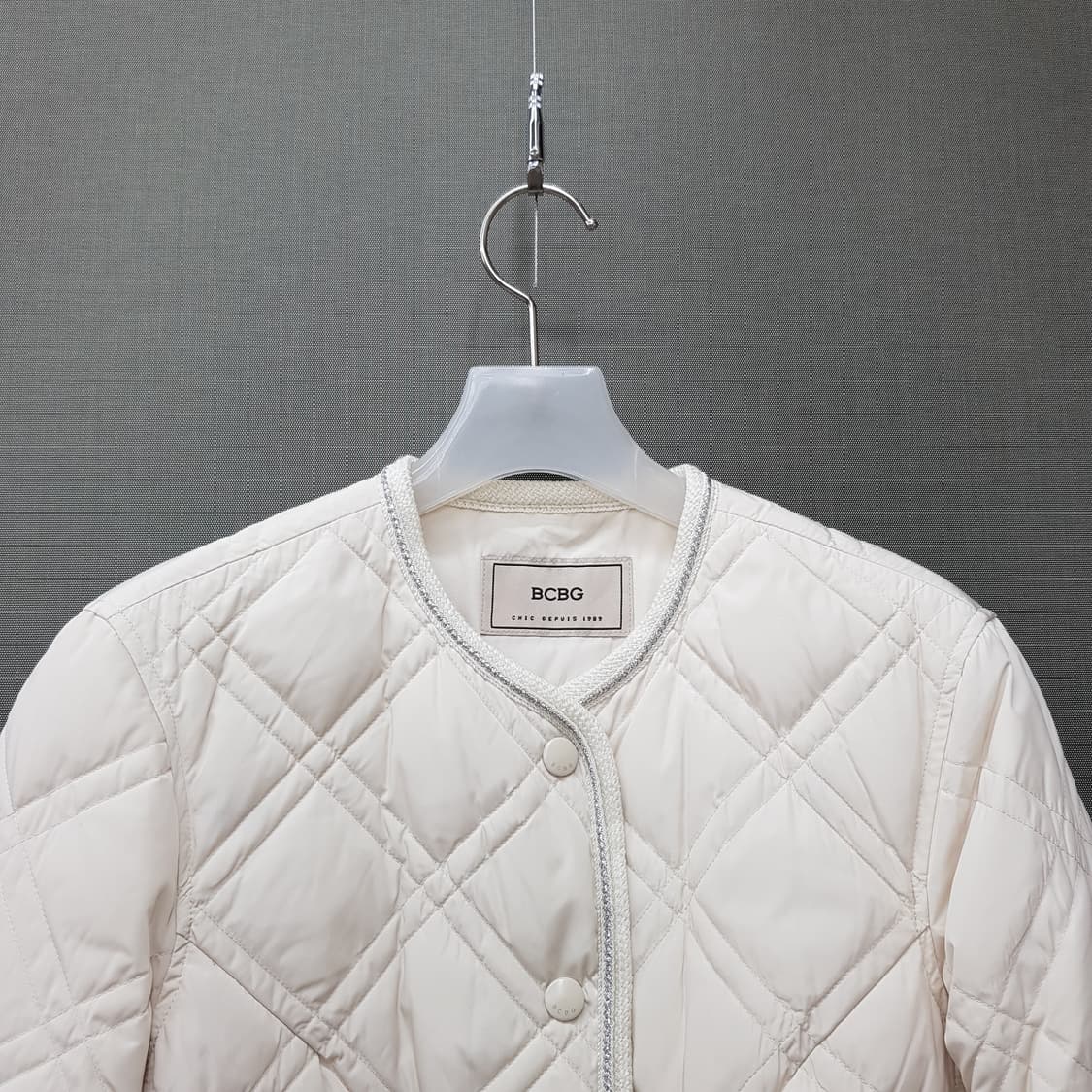 BCBG 20FW 오울머 퀄팅 패딩 85-94-155사이즈 상품이미지7