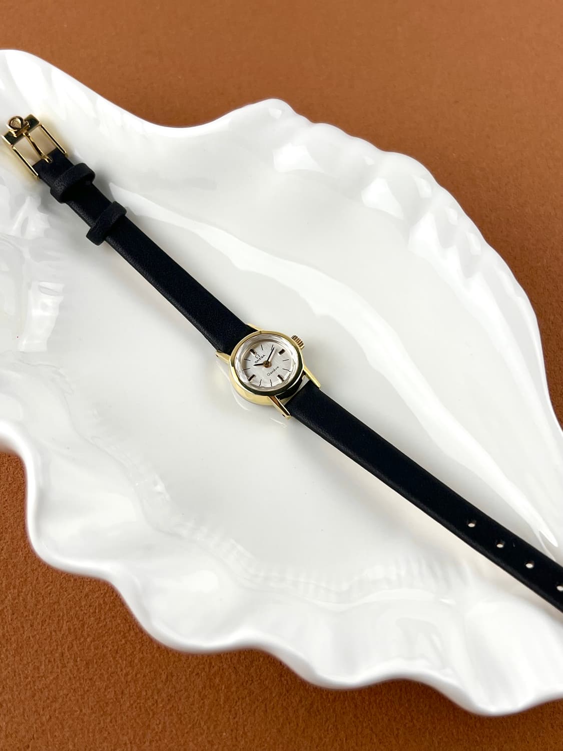 OMEGA Lady mini round gold watch 상품이미지6
