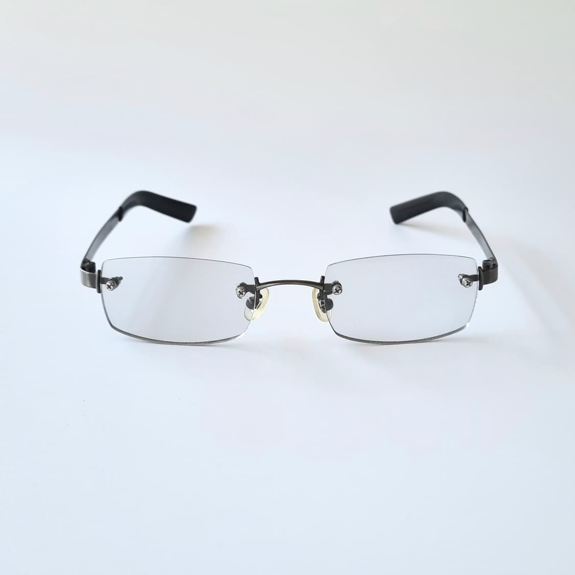 데드스탁 초경량 클래식 직사각형 무테 안경테 646 상품이미지1