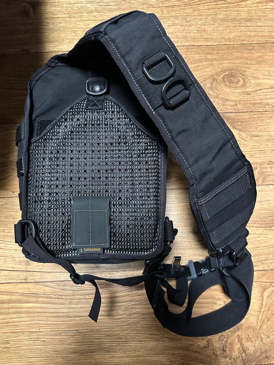 맥포스 점보 스왈로우 슬링백 2회착용 상품이미지2