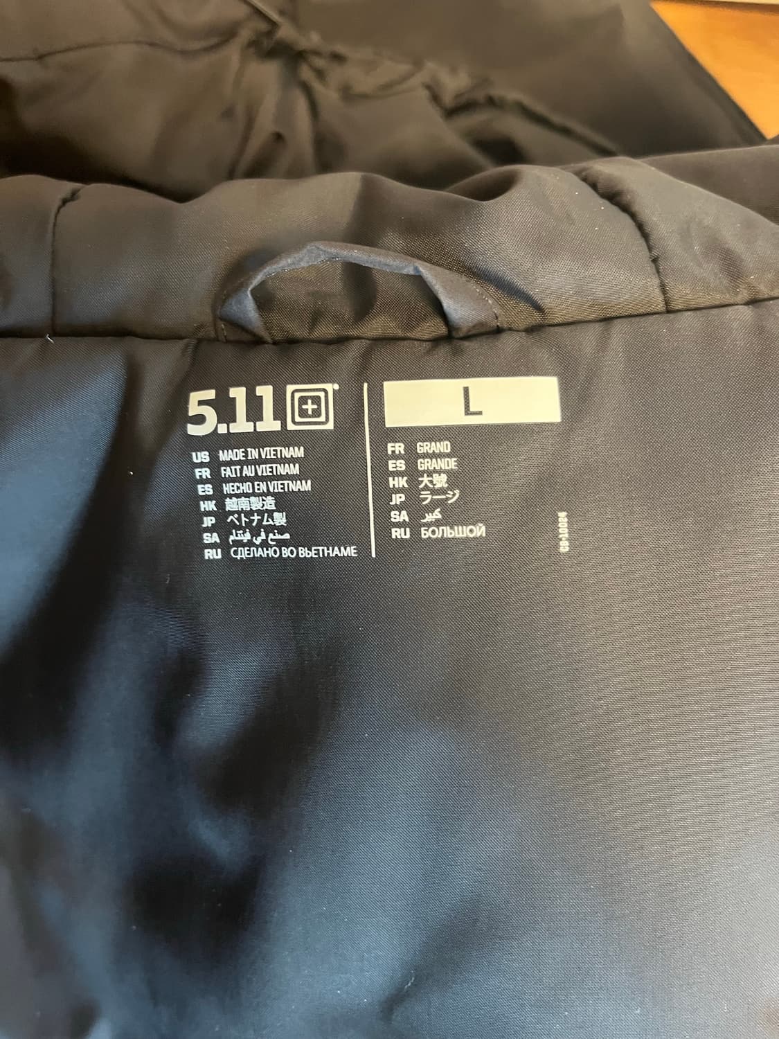 5.11 택티컬 프리마로프트 패딩 105 사용감 거의 없음. 상품이미지3