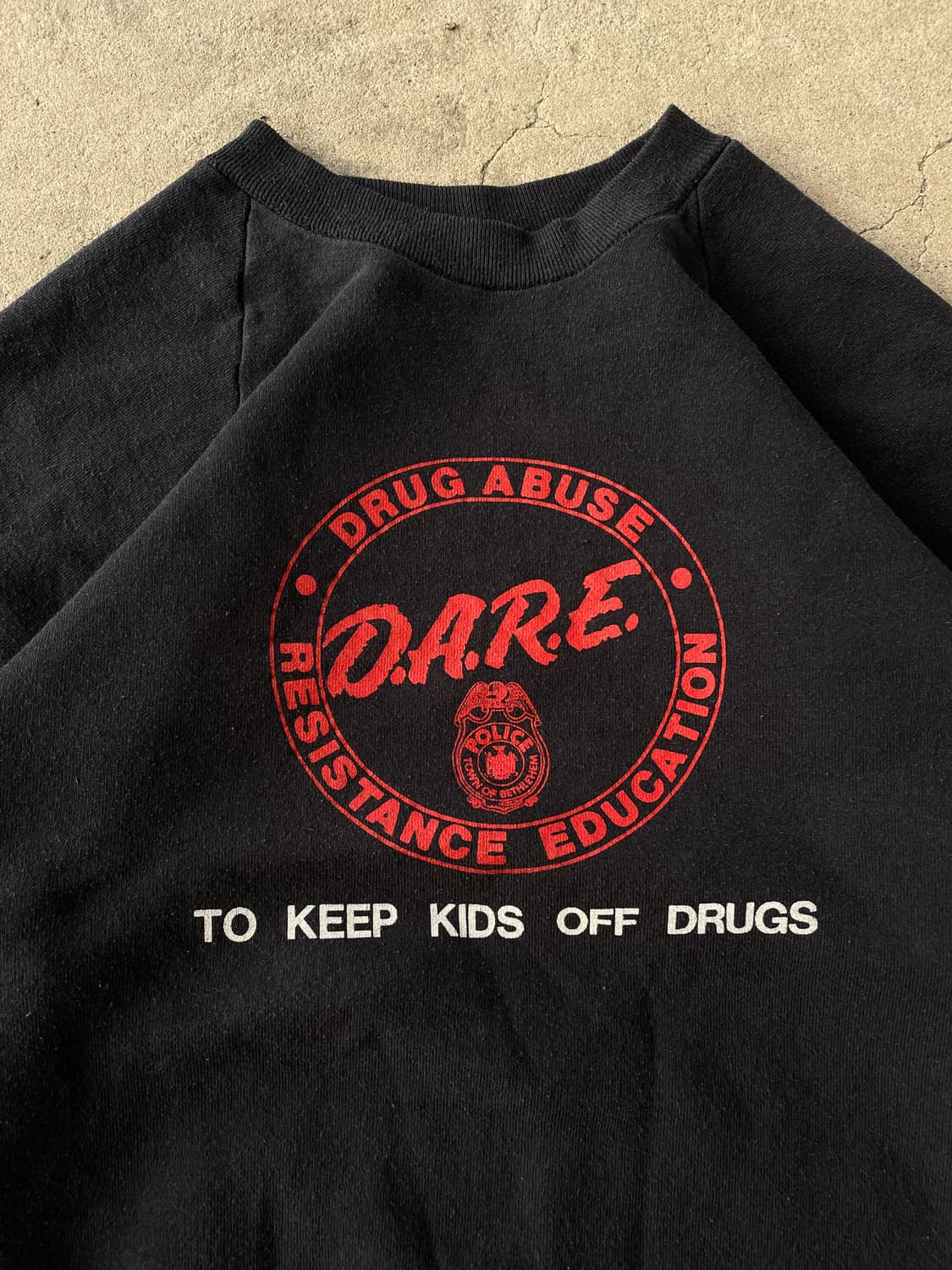 90s D.A.R.E 50/50 Sweatshirt(USA Made) 상품이미지4