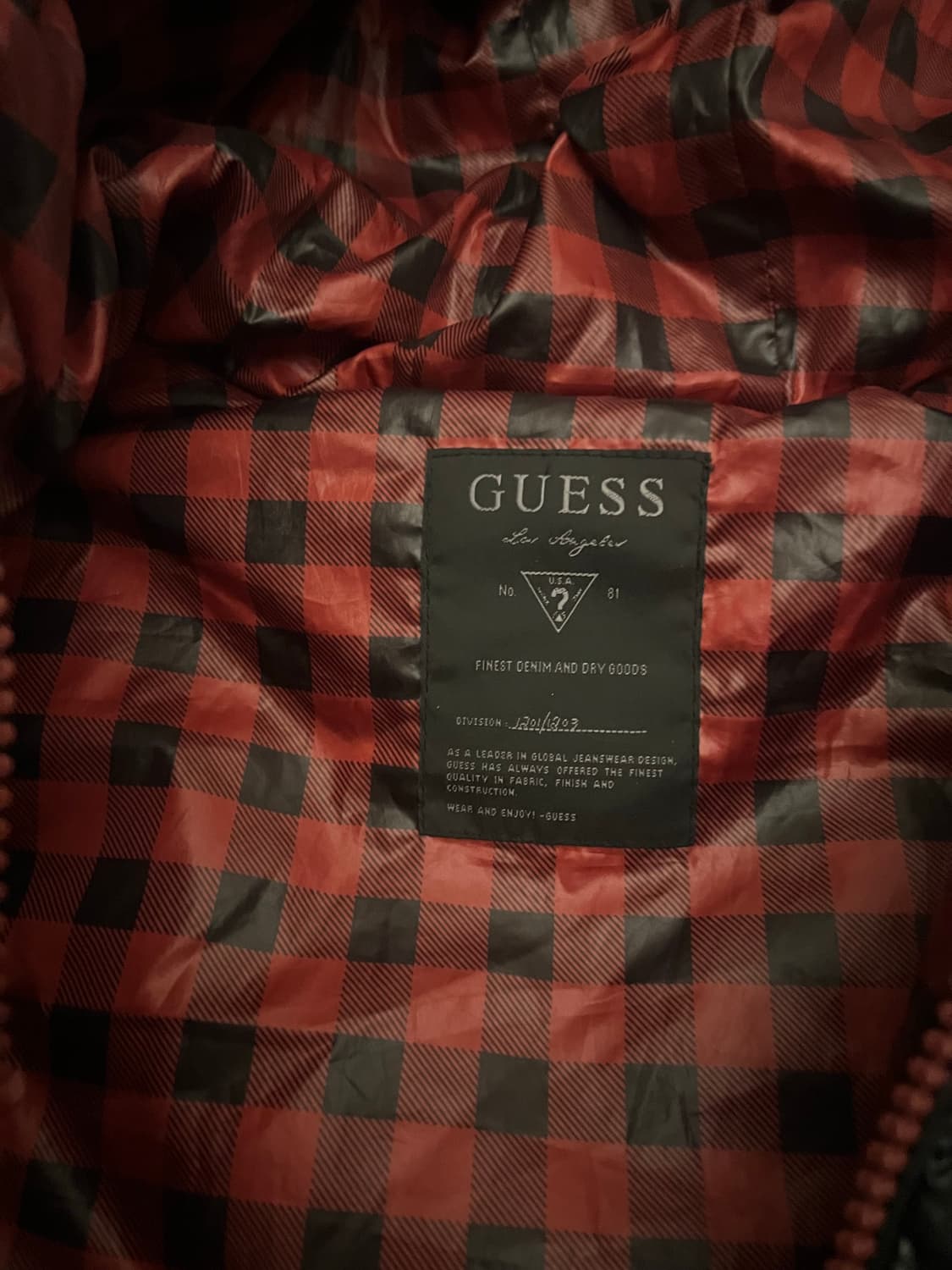 GUESS 패딩 베스트  상품이미지4