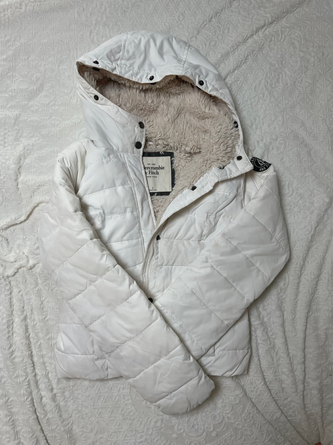 아베크롬비 화이트 퍼 패딩 상품이미지1