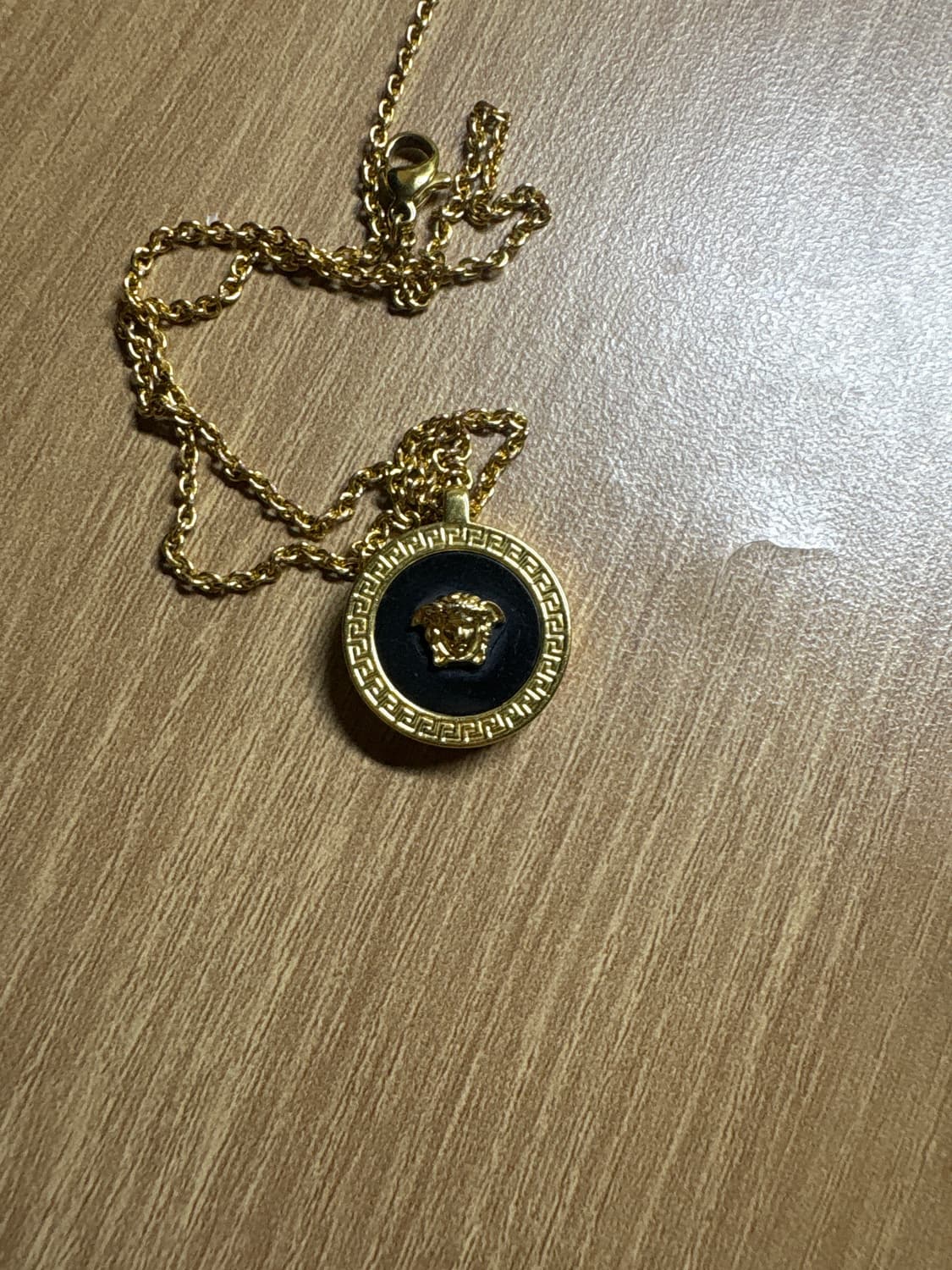 베르사체 메두사 목걸이 상품이미지2