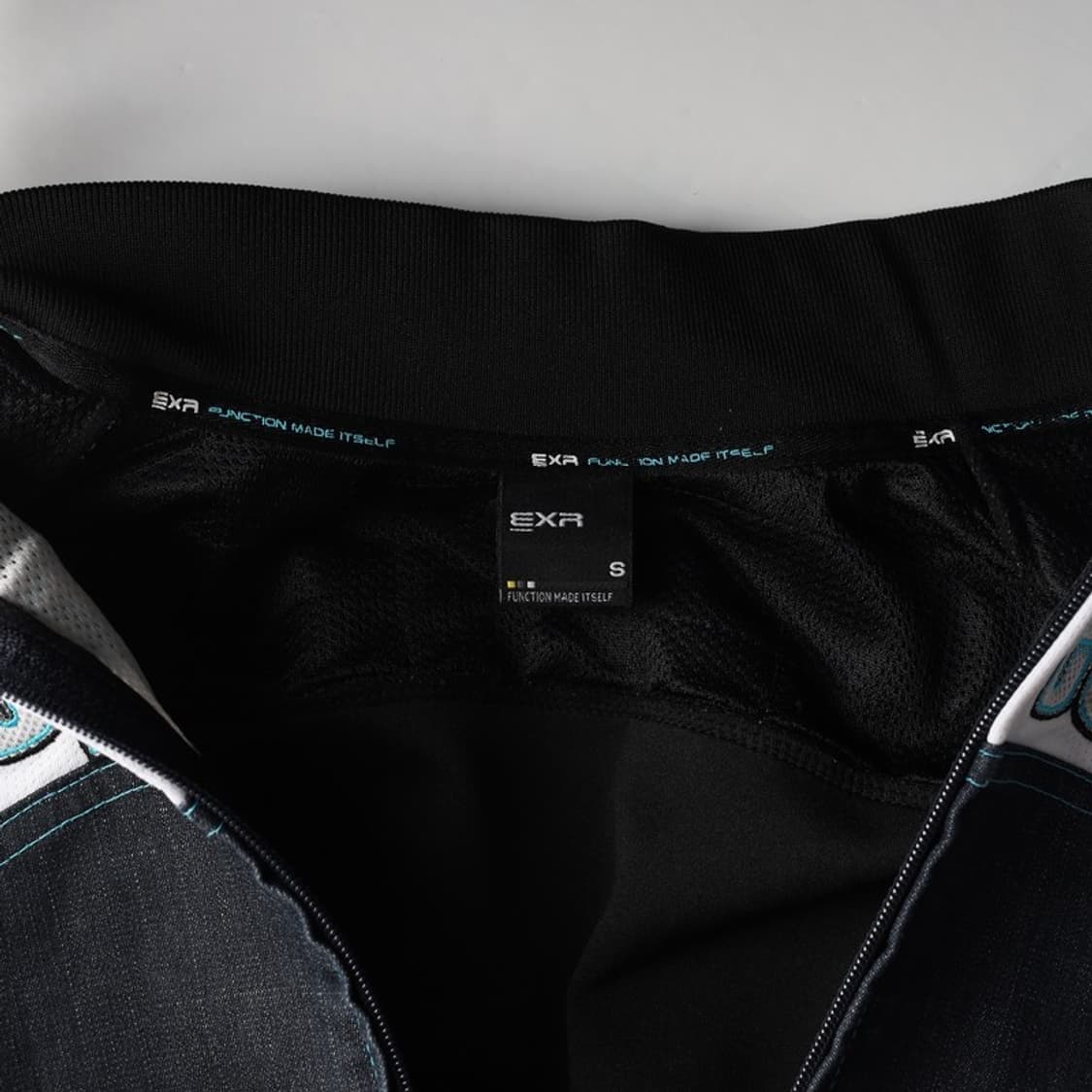 EXR 레이스업 소매 데님 배색 저지 자켓 S 상품이미지5