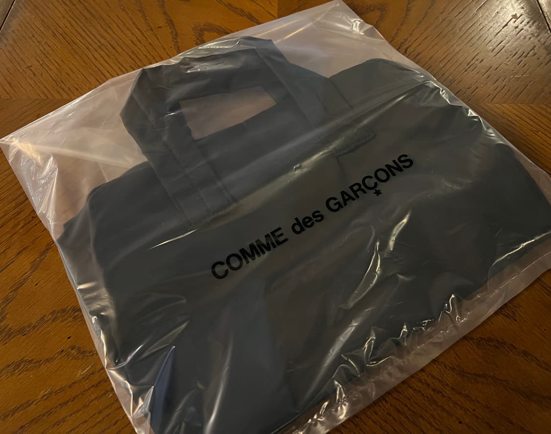 꼼데가르송 나일론 지퍼 도트백 상품이미지2