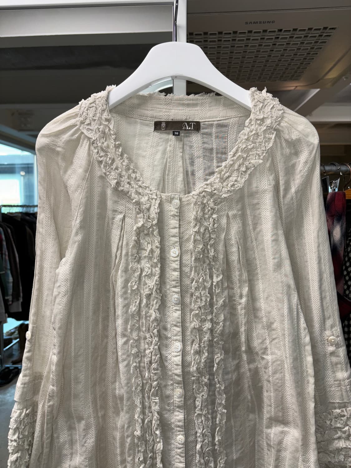 아츠로 타야마 프릴 셔츠 상품이미지3