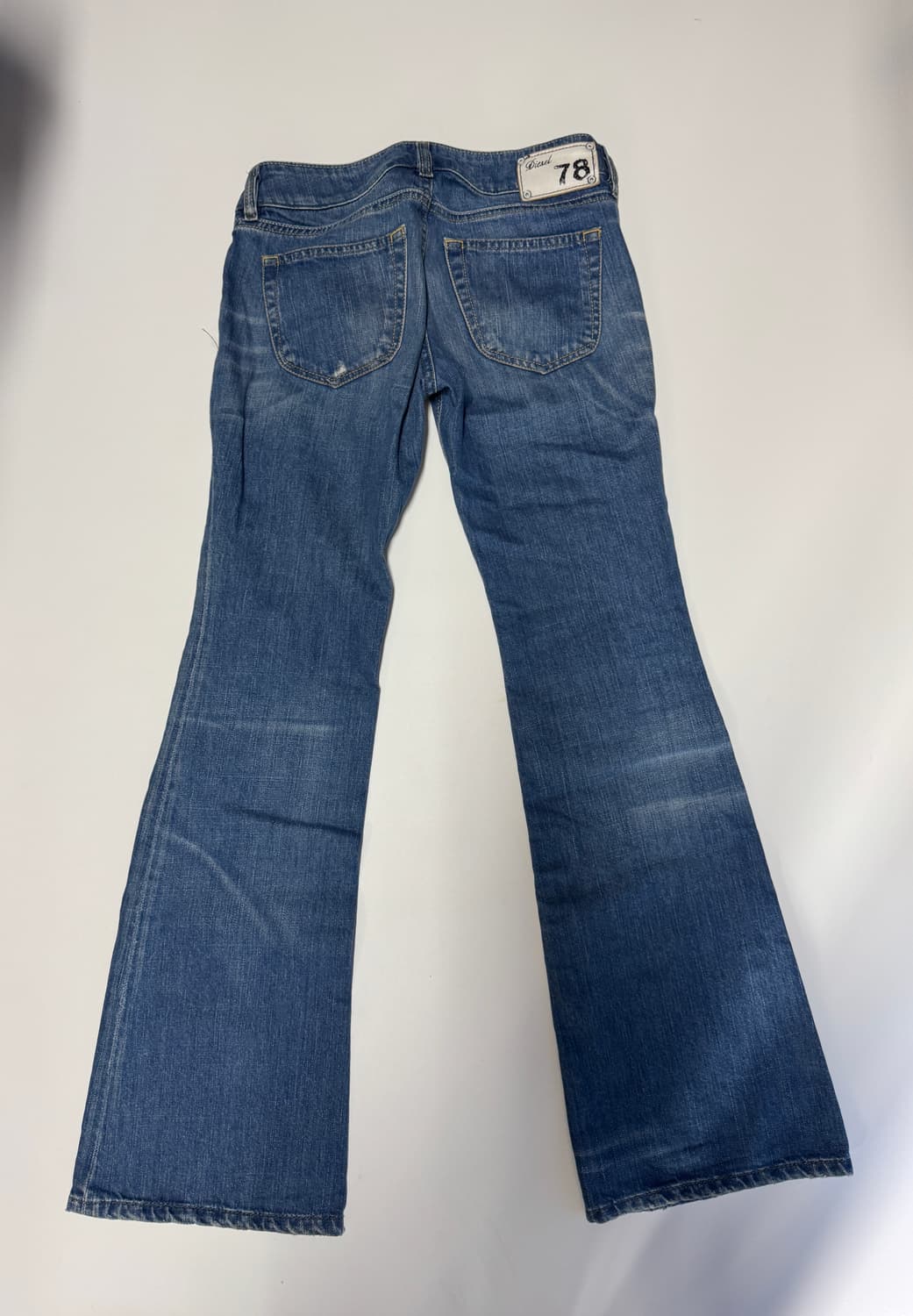 정품라벨!! 여성 디젤 로우라이즈 부츠컷 데님팬츠 29.9인치 상품이미지2