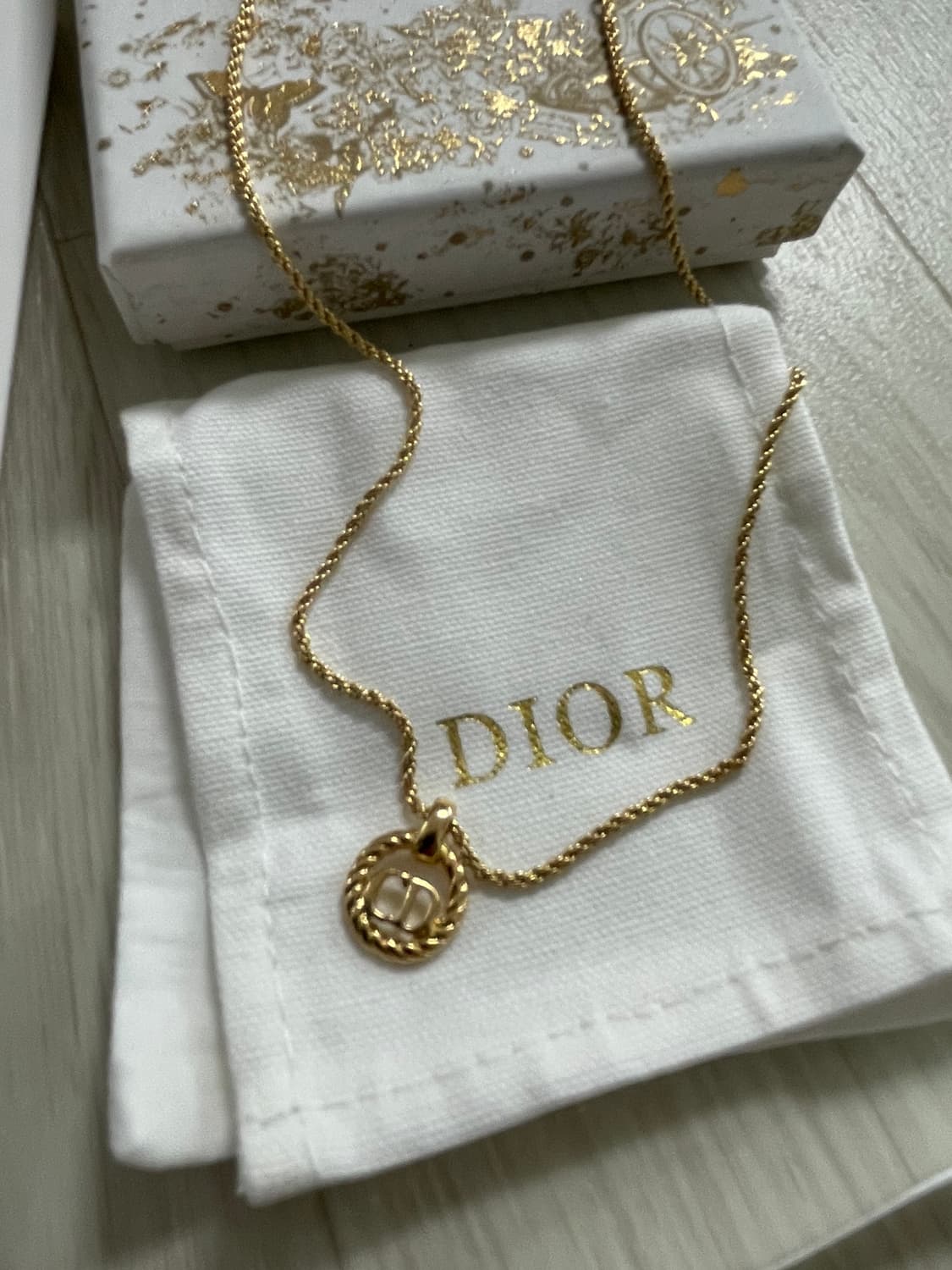 [풀박스/S급] 디올 CD로고 빈티지 목걸이 팔아요 상품이미지1