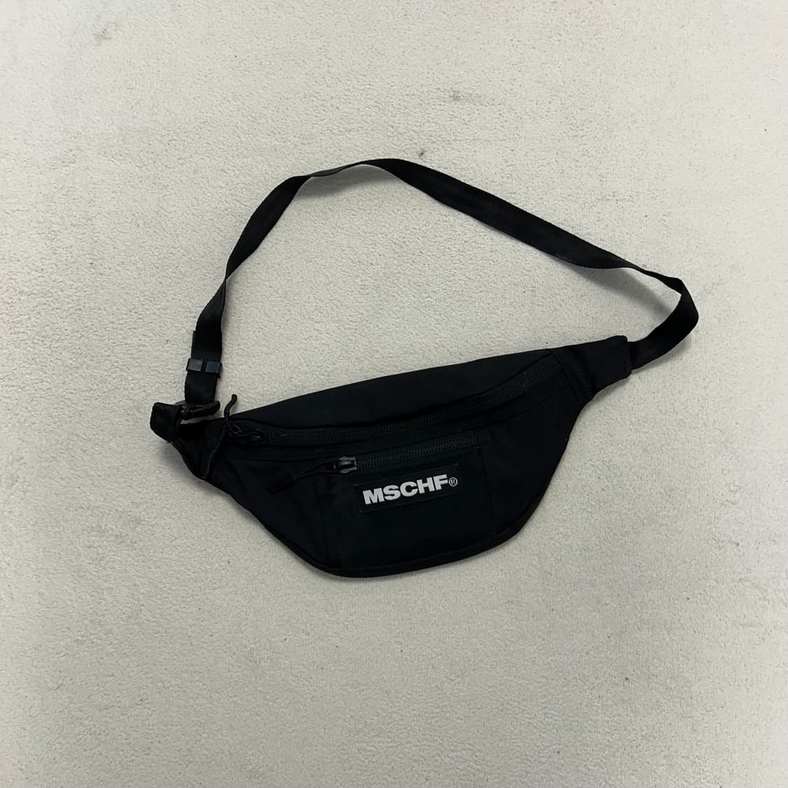 미스치프 힙색 상품이미지1