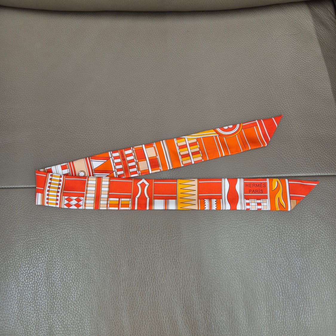 에르메스 볼트 피루엣 트윌리 상품이미지1