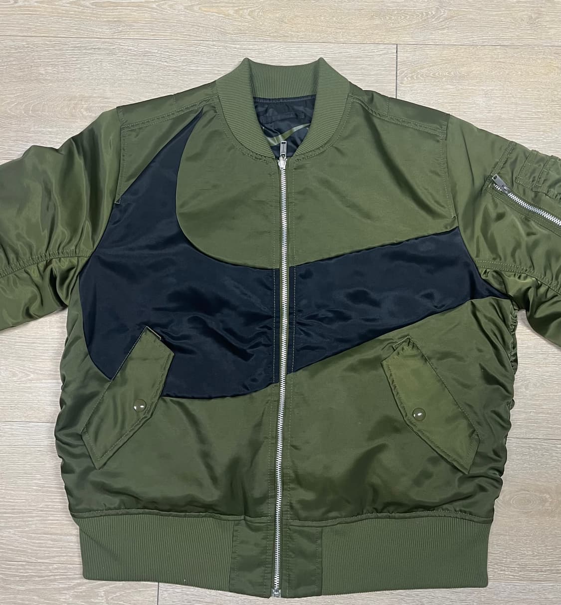 나이키 NSW 스우시 써마핏 봄버 러프 그린 상품이미지3