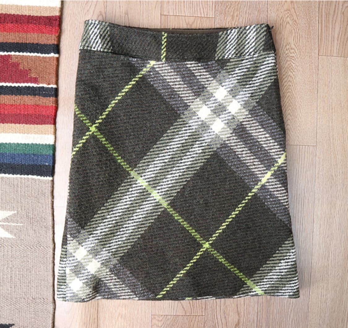 일본판 BURBERRY 버버리 런던 울100% 두툼한 체크 트위드 스커트 상품이미지1