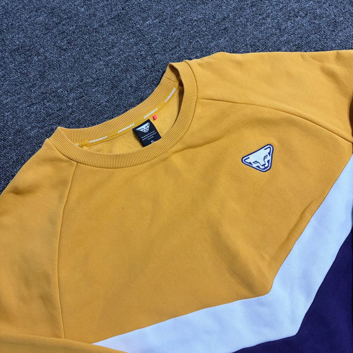 다이나핏 하프솔 맨투맨 상품이미지3