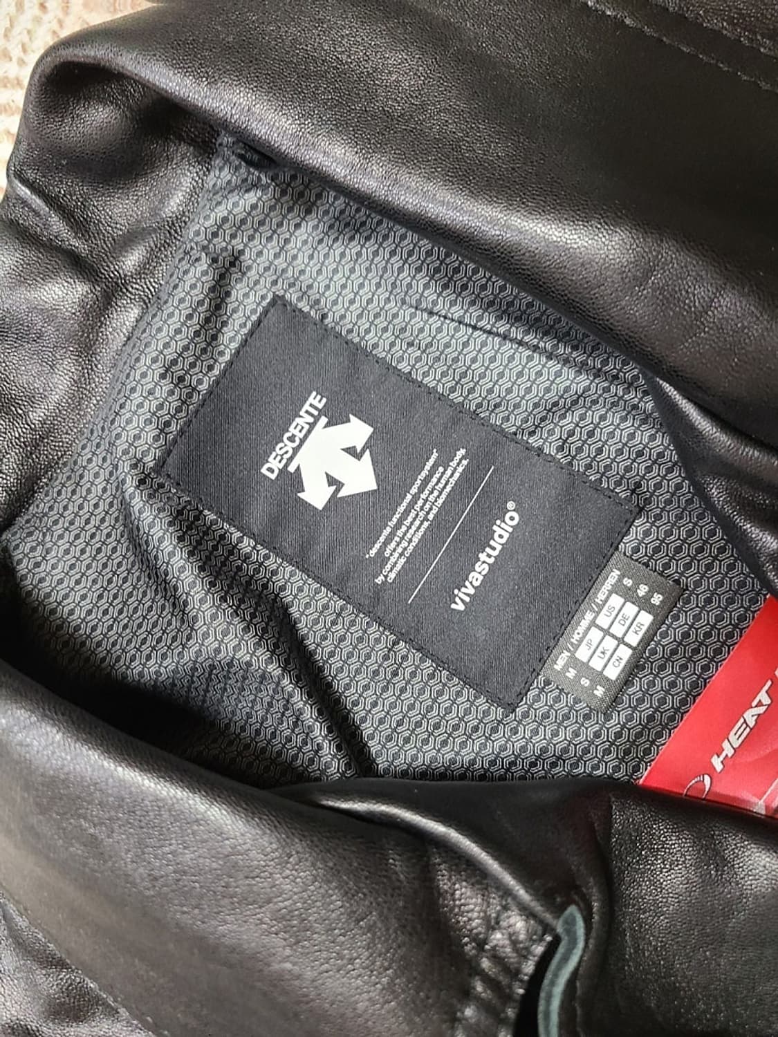 데상트 양가죽 자켓 상품이미지9