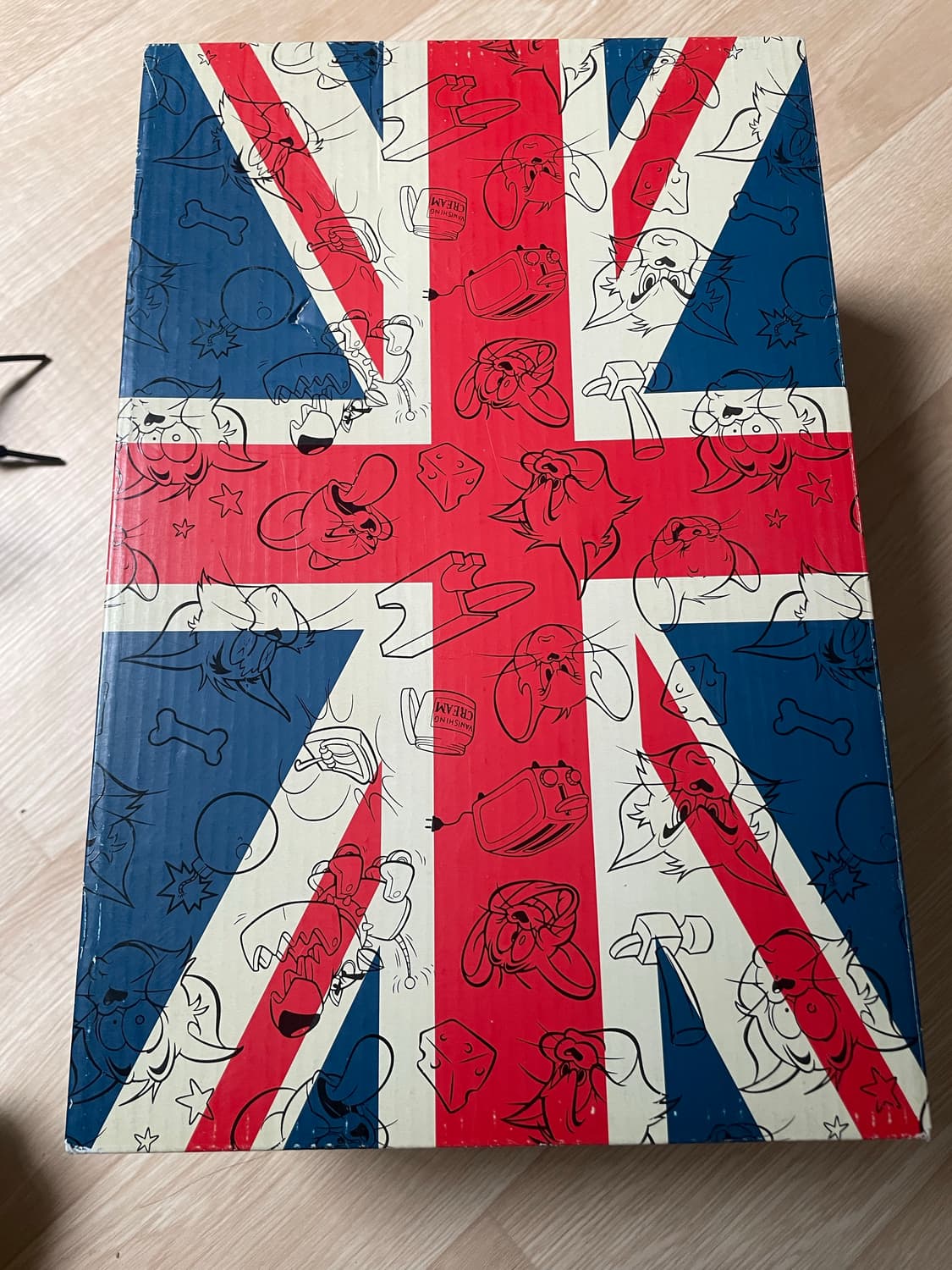 리복 x 톰과 제리 클럽씨 리벤지 로우 제리 260 상품이미지7