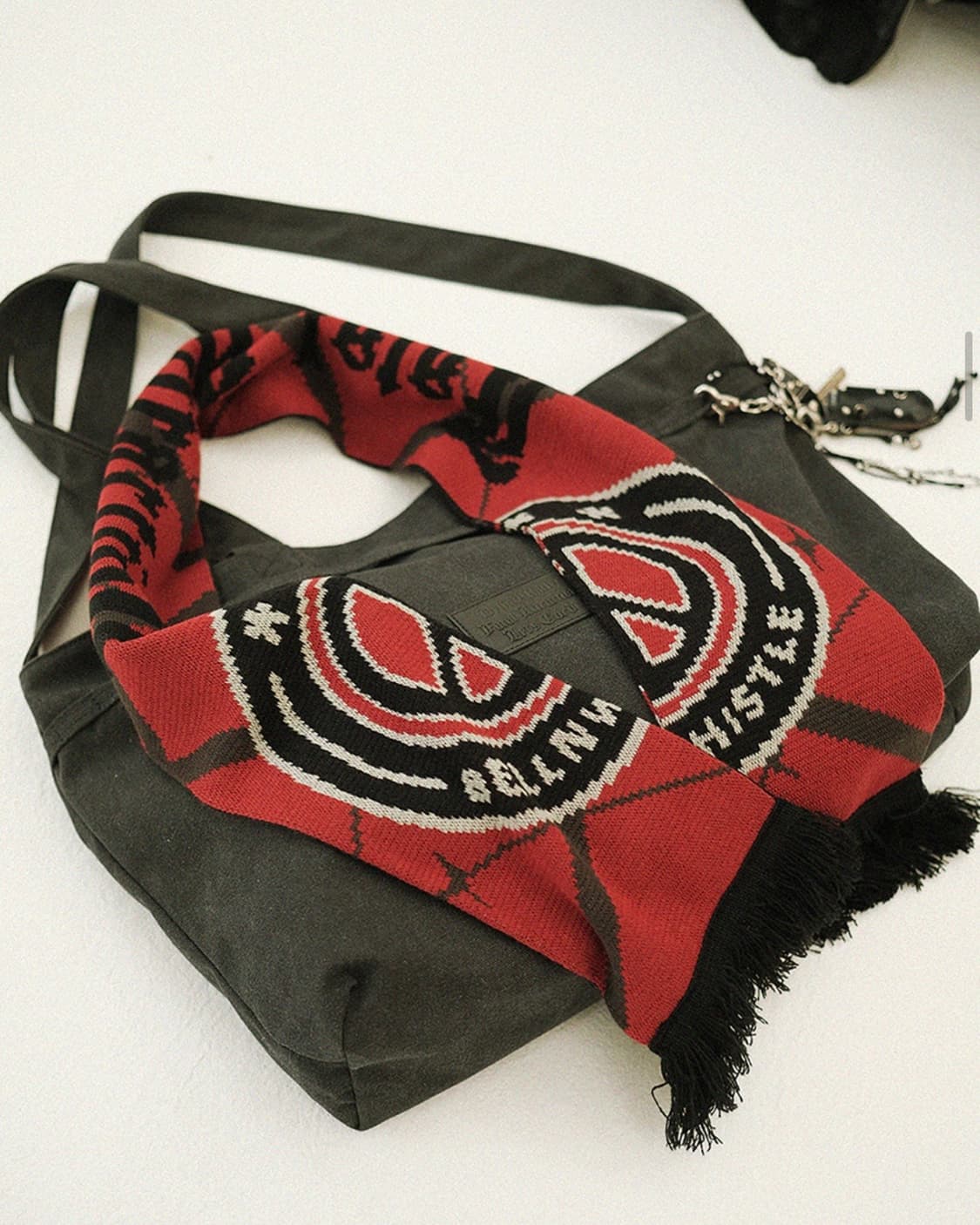 Cord 모듈라 스트랩 토트백 + 머플러 상품이미지2