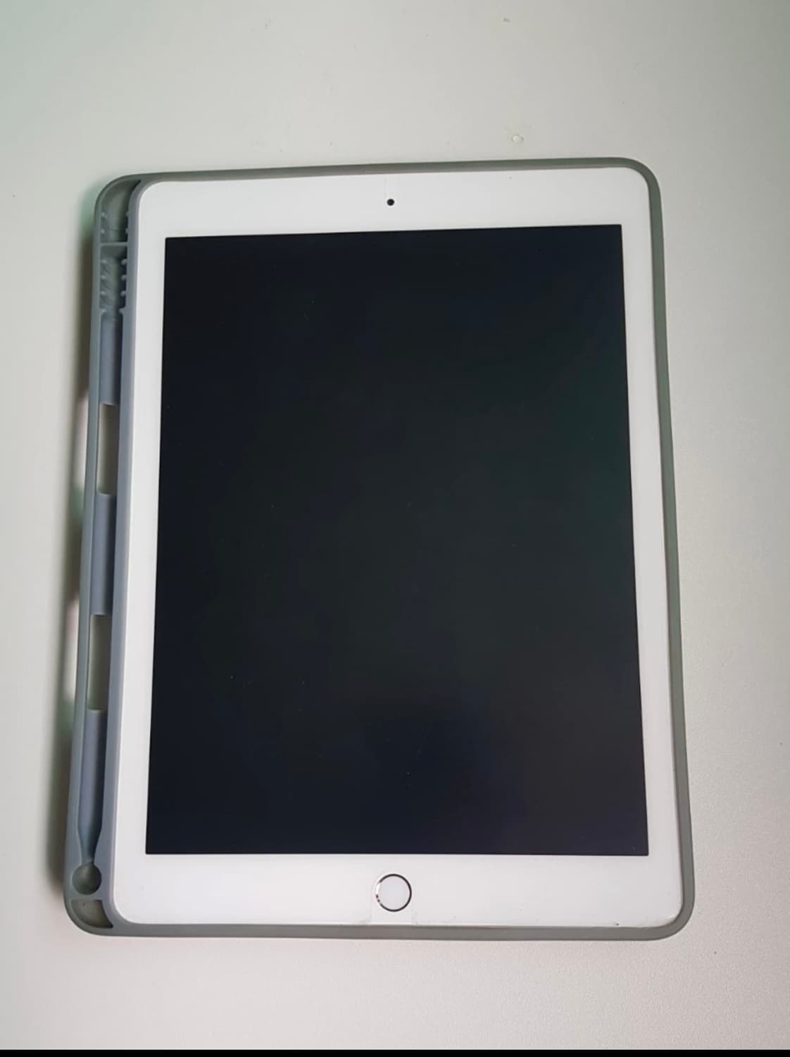 아이패드 6세대 골드 128GB 상품이미지1