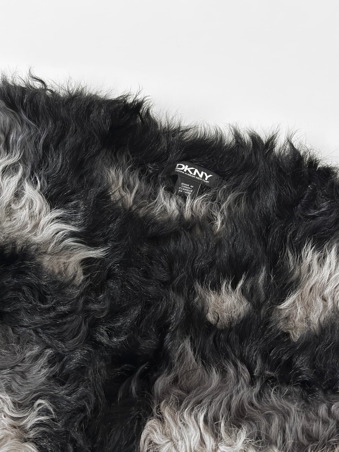 00s DKNY 스트라이프 쉐기 리얼 퍼 코트 상품이미지4