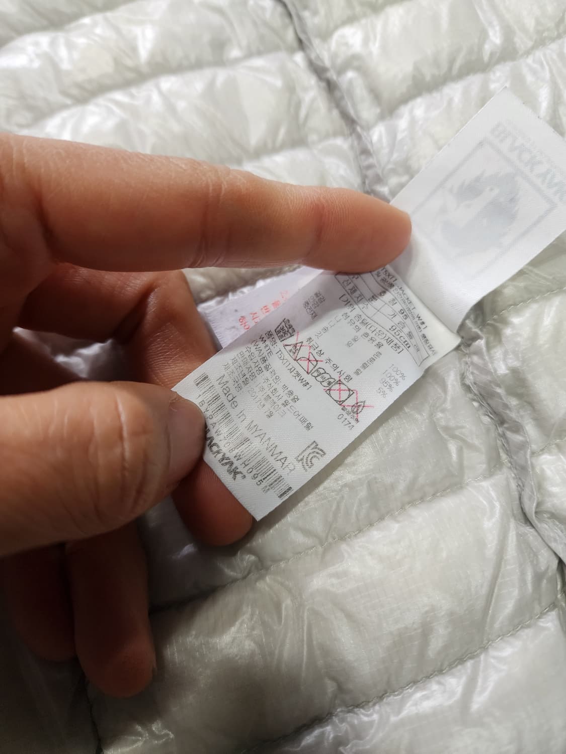 블랙야크 경량 구스다운 패딩     95사이즈  상품이미지2