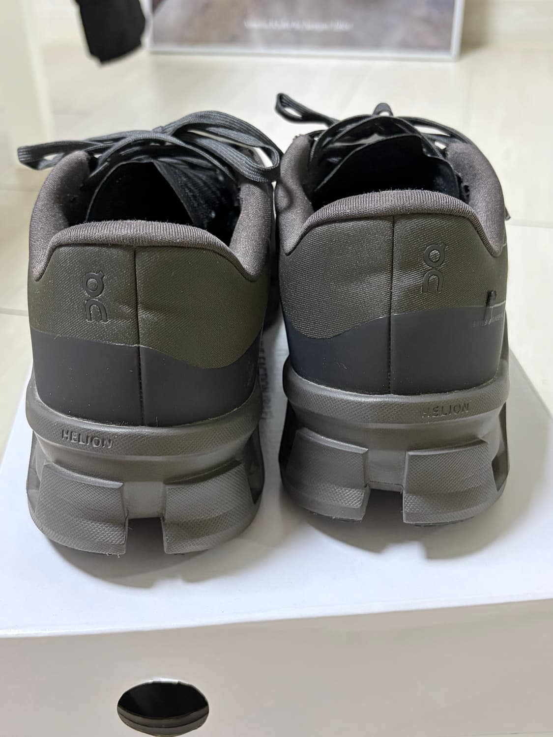 파프 온러닝 클라우드 몬스터2 쏜브라운 275 상품이미지7