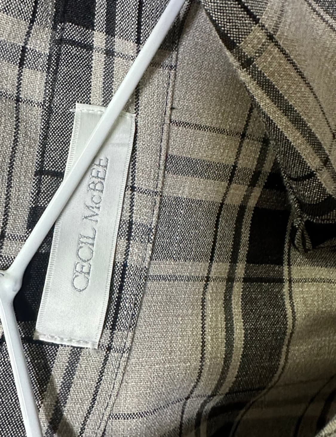 Cecilmcbee 세실맥비 로걀 공겜여주 스나계 체크 프릴 원피스 상품이미지3