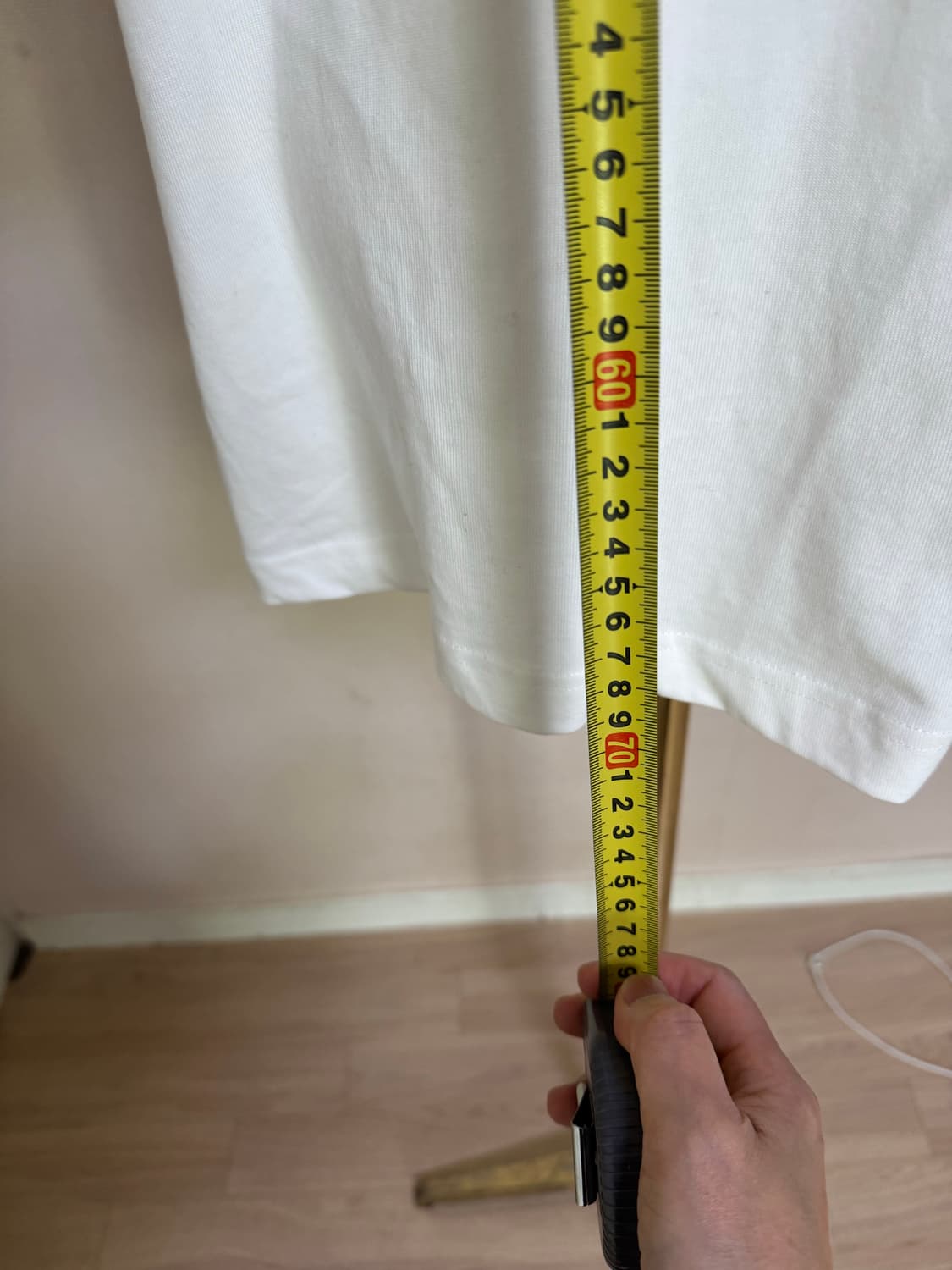 아크네 면티셔츠  오버핏  상품이미지4