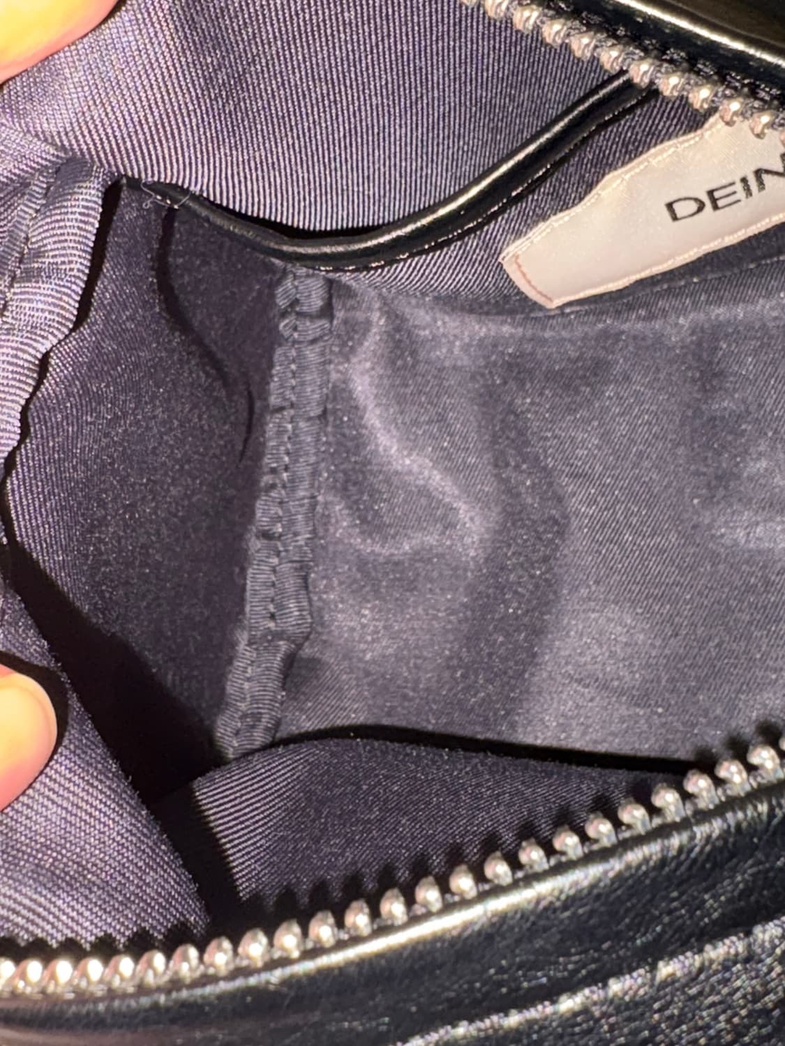 다이닛 STUD POCKET BAG IN BLACK 상품이미지6