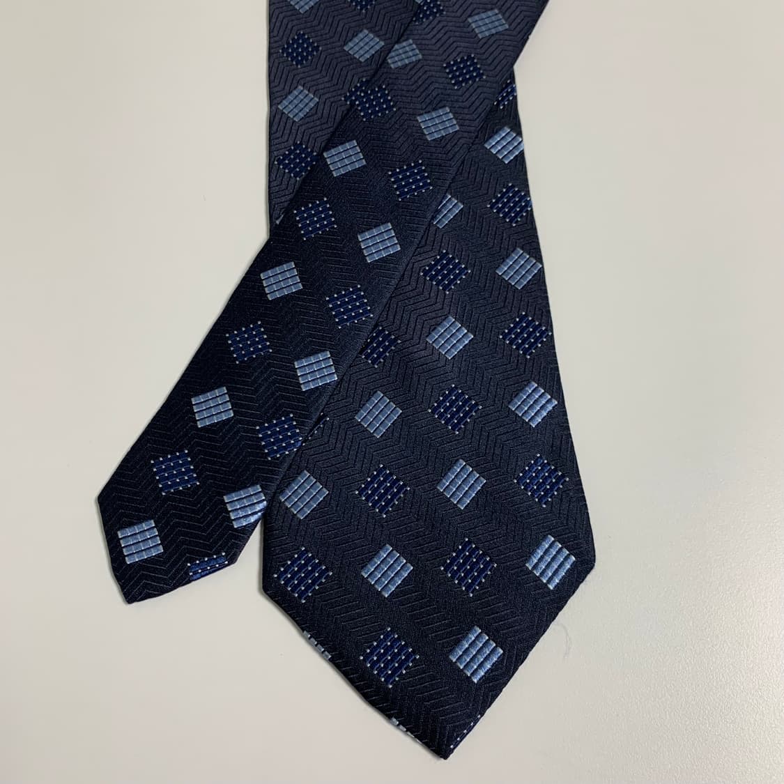 조르지오 아르마니(ARMANI) 명품 정장넥타이 클래식룩 코디 A+ 상품이미지4