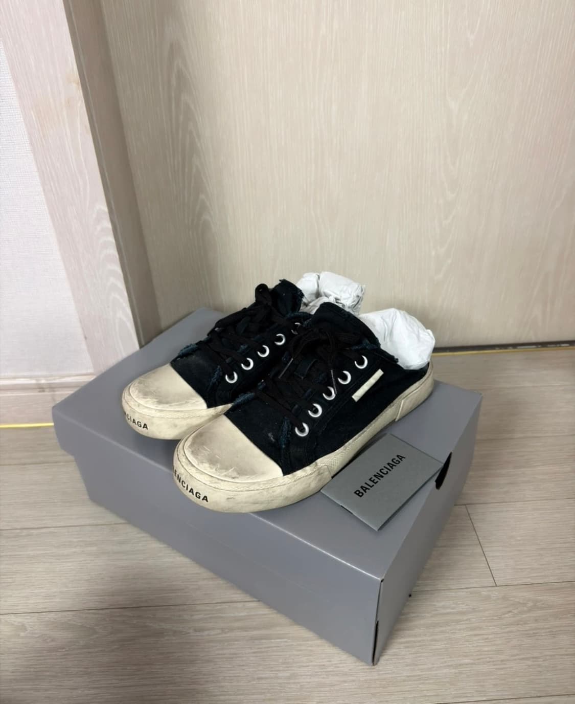 발렌시아가 파리스 스니커즈 상품이미지1