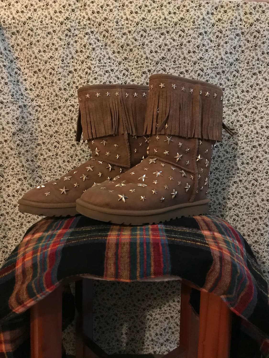 지미추 X 어그 스터드 부츠 BR 상품이미지3