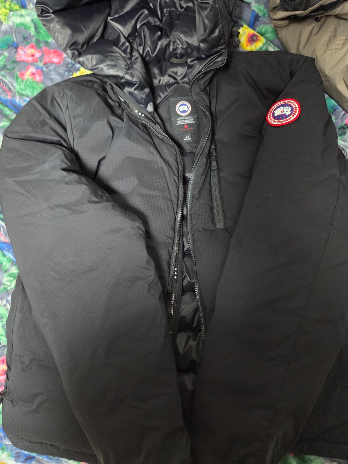 M (새상품급) 캐나다구스 롯지 후디 블랙 상품이미지1