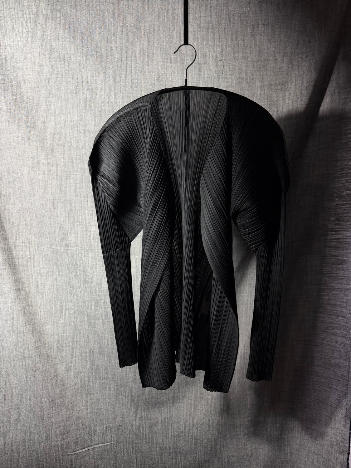 이세이미야케 플리츠플리즈 가디건 상품이미지3