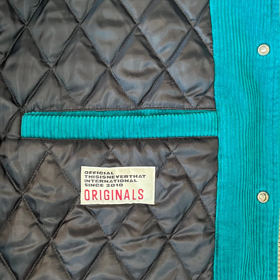 디스이즈네버댓 코듀로이 바시티 자켓 그린 상품이미지6