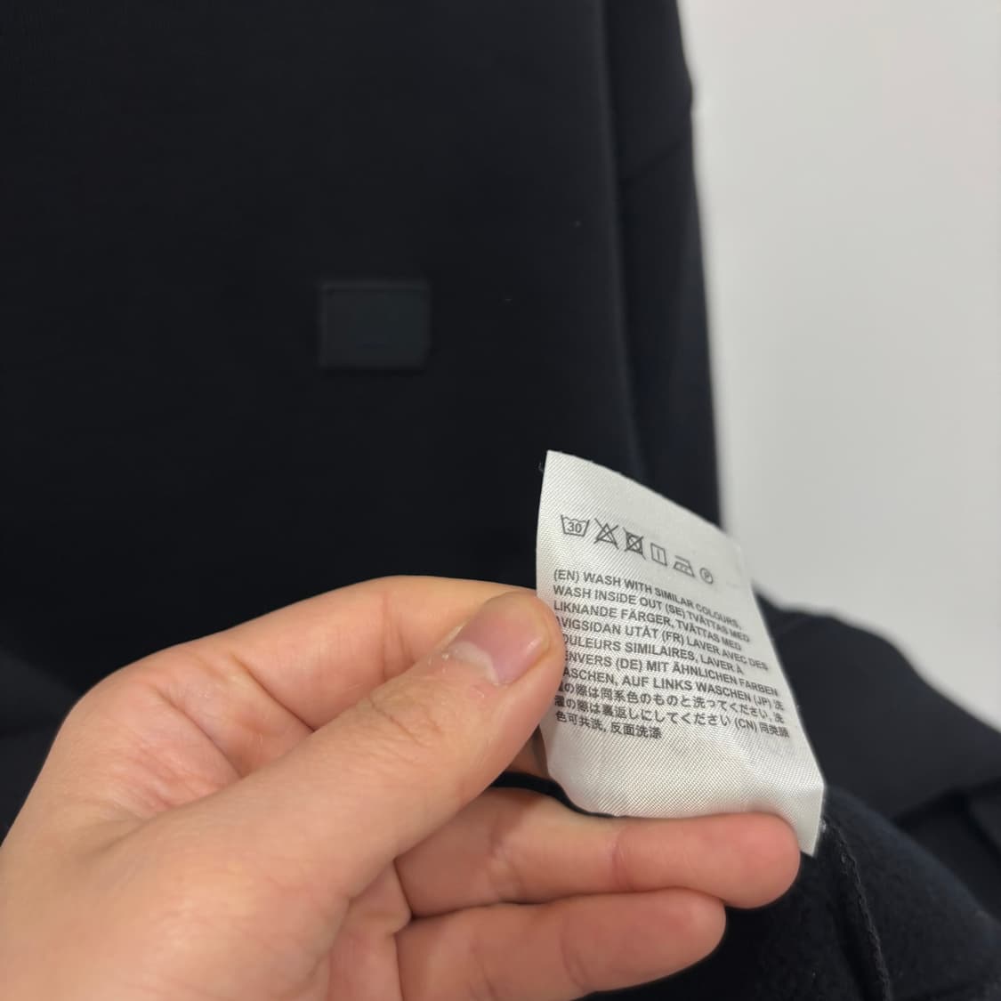 Acne Studios 페이스 로고 스웻셔츠 상품이미지6