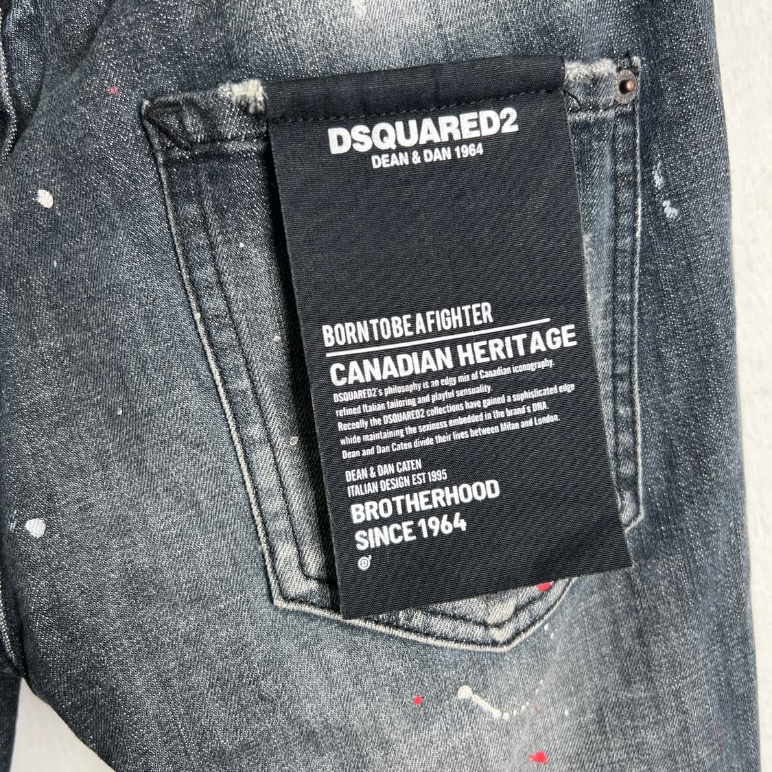 디스퀘어드2 블랙 워싱 디스트레스드 페인팅 데님 팬츠  상품이미지8