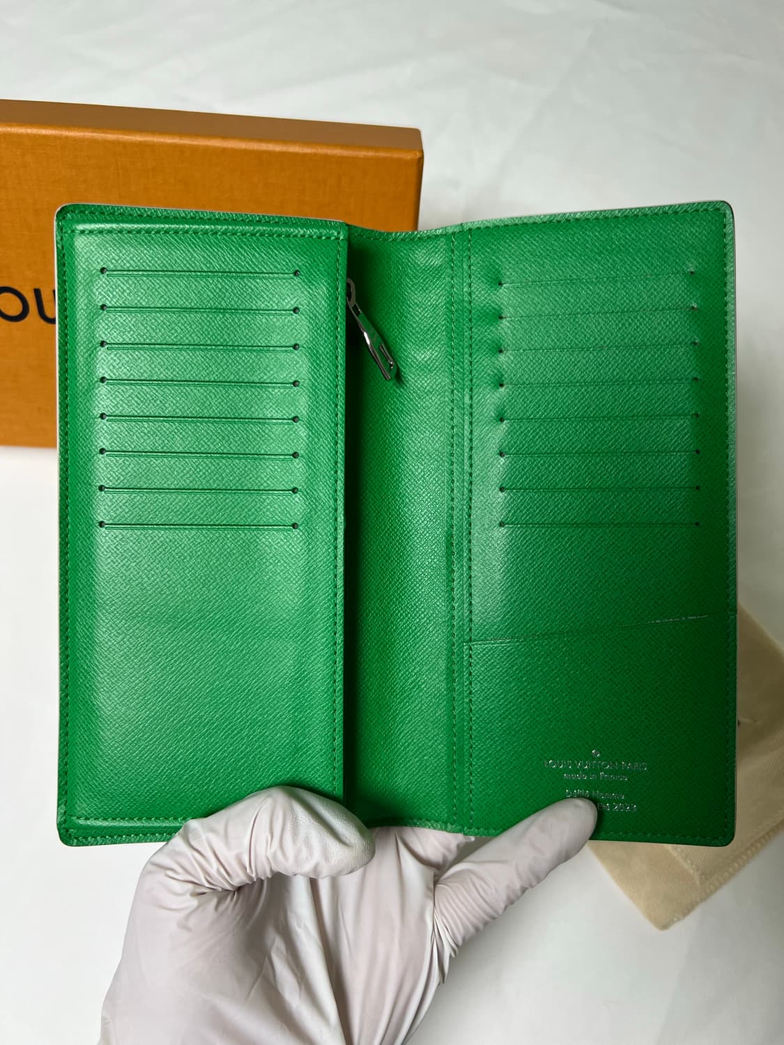 [정품] 루이비통 코믹스 장지갑 상품이미지7