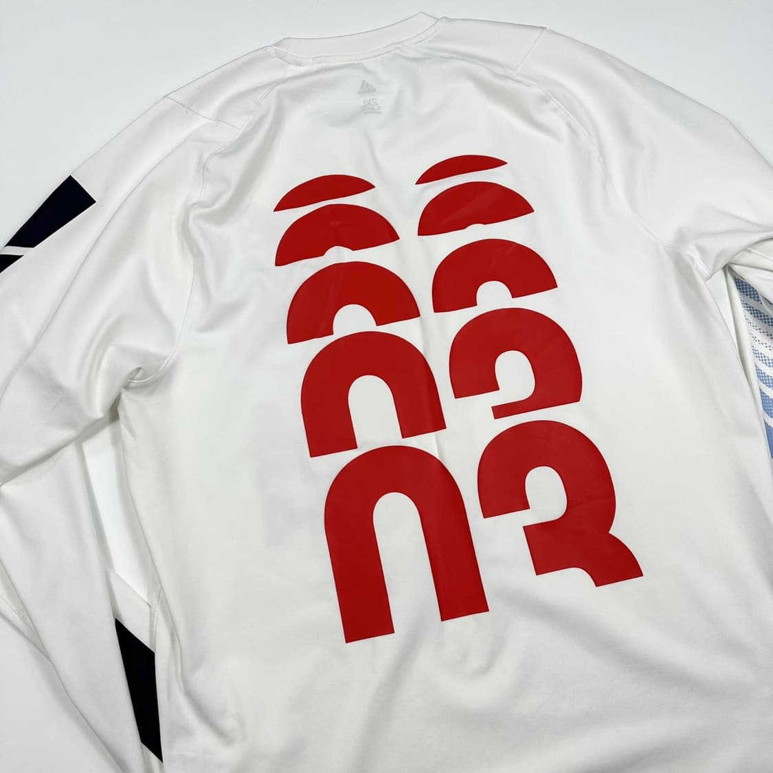 아디다스 오리지널 런닝 화이트 긴팔티셔츠 (XXL) 상품이미지3