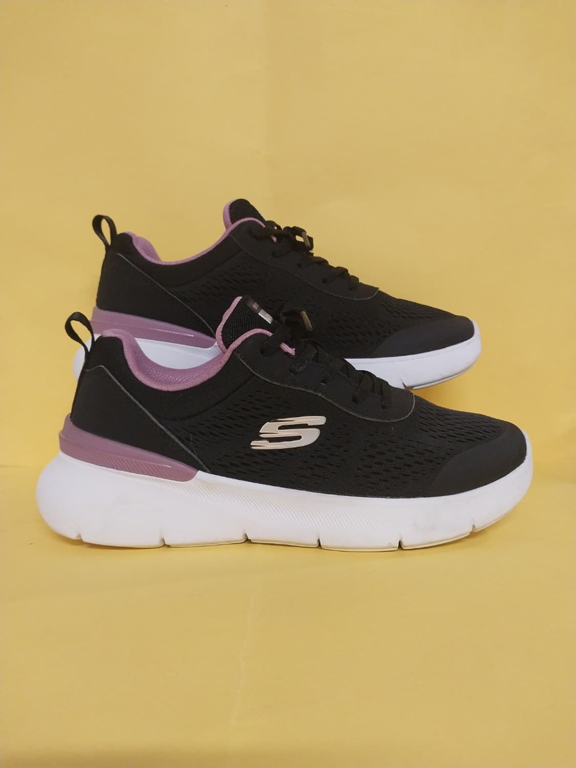 여성 스케쳐스 스케치-에어 다이나마이트 2.0 운동화 (240) 상품이미지3