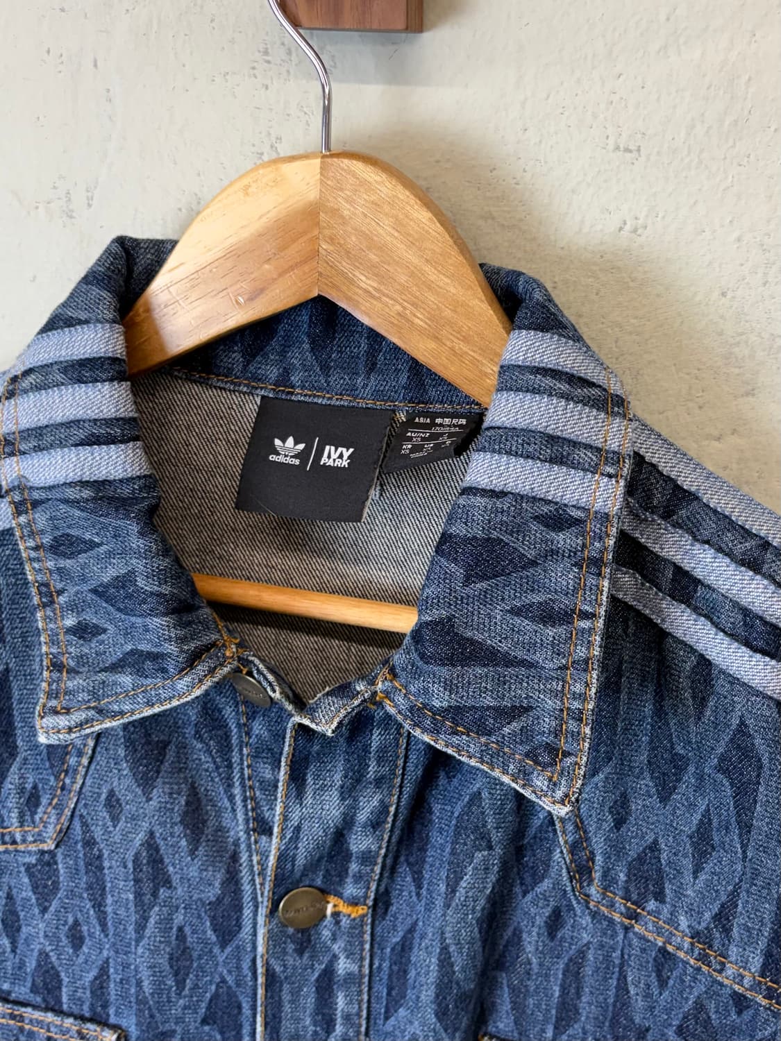 아디다스 X IVY PARK 모노그램 데님 트랙 자켓 셋업 상품이미지6